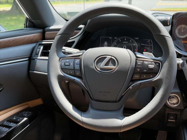 used 2023 Lexus ES 350 car, priced at $47,700