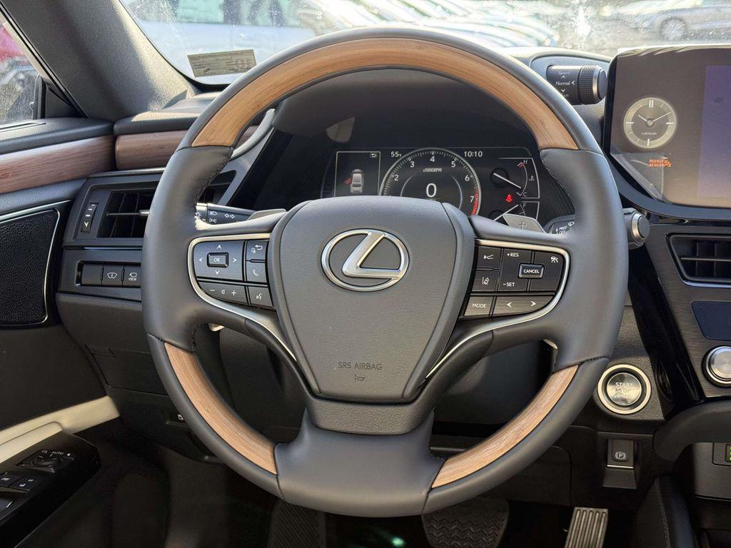 new 2025 Lexus ES 350 car, priced at $56,579