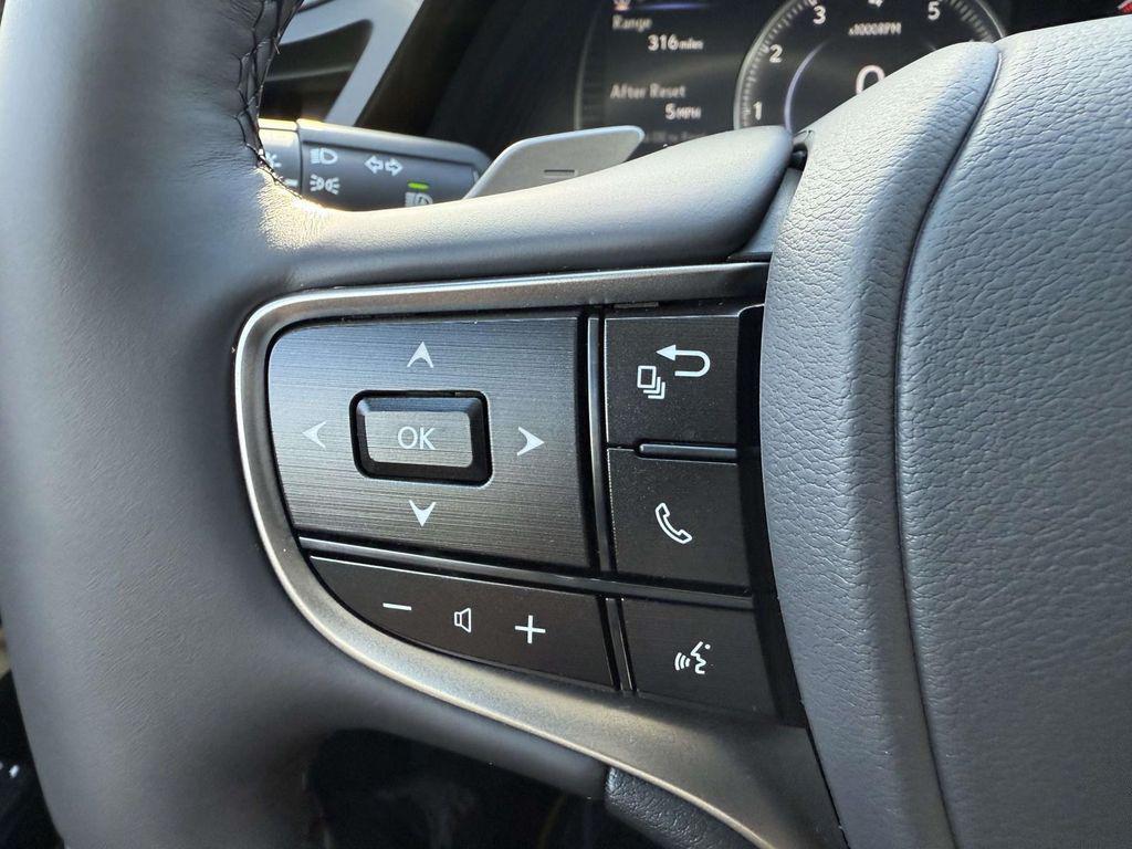 new 2025 Lexus ES 350 car, priced at $56,579