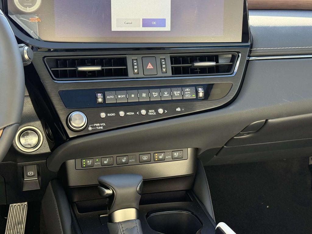 new 2025 Lexus ES 350 car, priced at $56,579