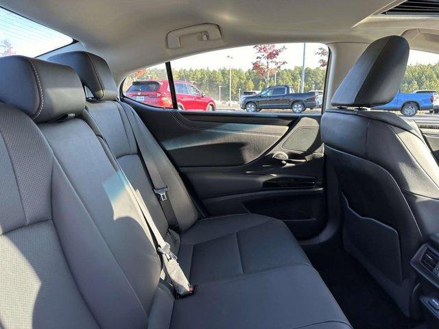 used 2022 Lexus ES 350 car, priced at $37,900