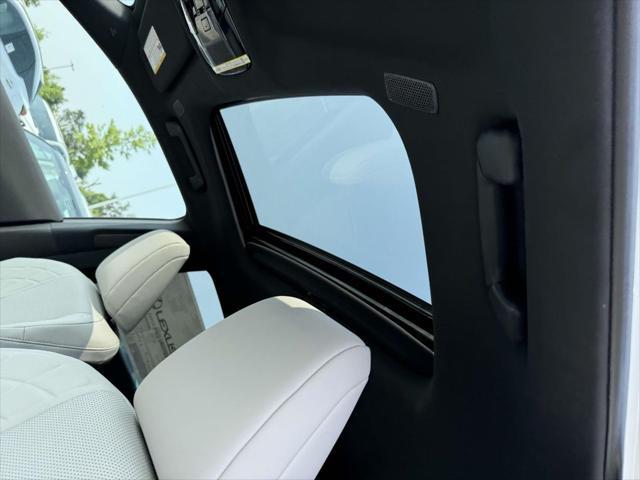 new 2025 Lexus RX 350 car, priced at $58,304