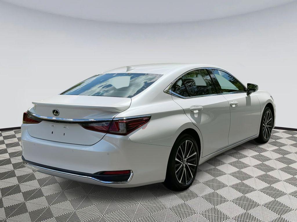 used 2024 Lexus ES 300h car, priced at $44,350