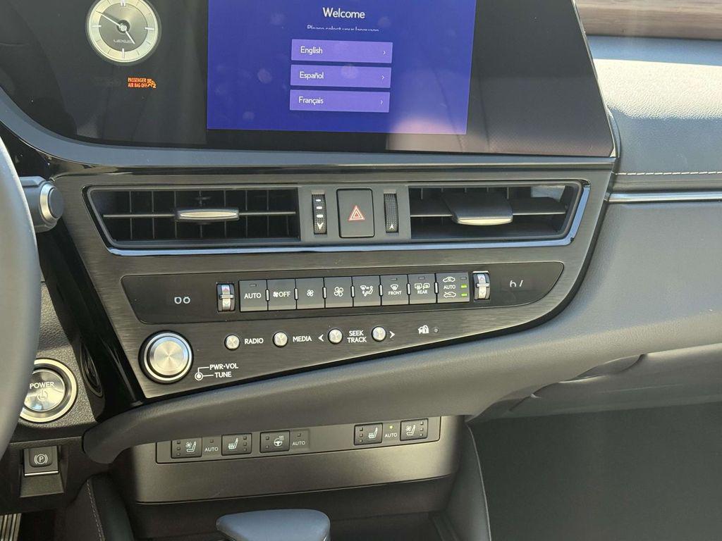 new 2025 Lexus ES 300h car, priced at $49,594