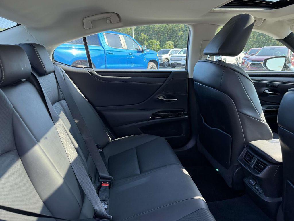 used 2022 Lexus ES 350 car, priced at $39,177