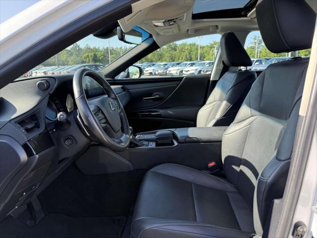 used 2022 Lexus ES 350 car, priced at $40,900