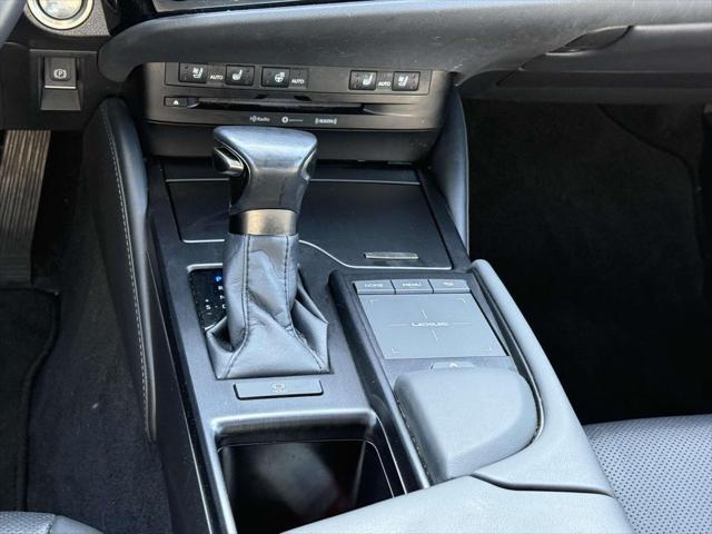 used 2022 Lexus ES 350 car, priced at $40,900