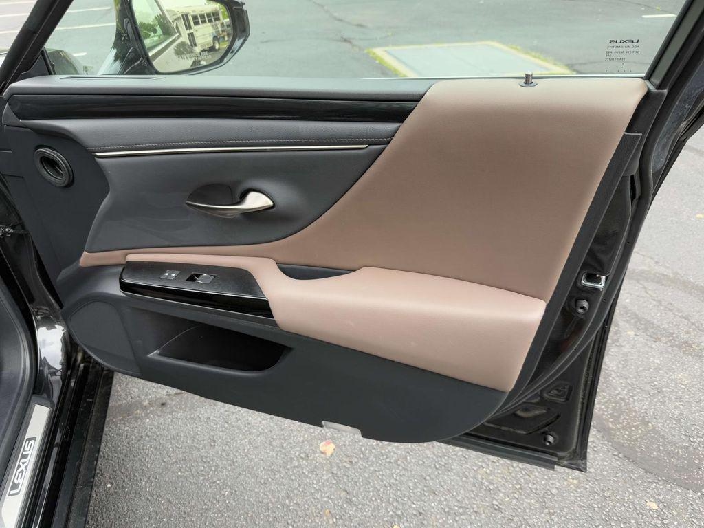 used 2023 Lexus ES 350 car, priced at $40,977