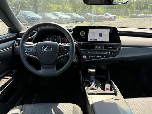 used 2023 Lexus ES 350 car, priced at $42,700