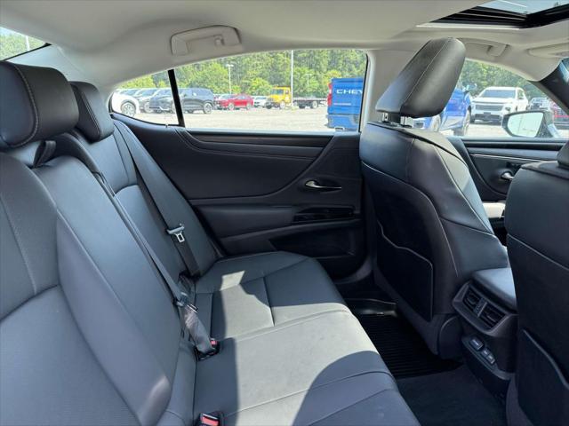 used 2023 Lexus ES 350 car, priced at $42,700