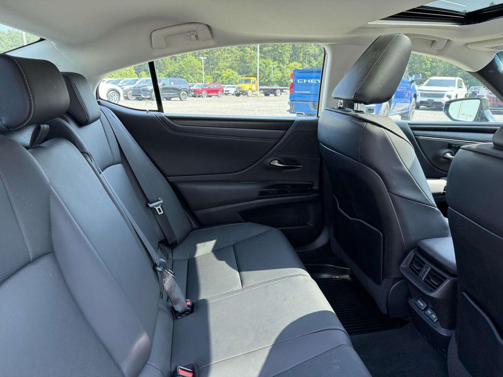 used 2023 Lexus ES 350 car, priced at $39,577