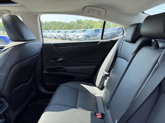 used 2023 Lexus ES 350 car, priced at $42,700