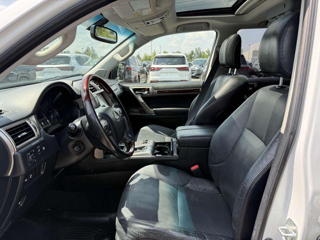 used 2018 Lexus GX 460 car, priced at $33,550