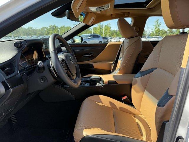 used 2022 Lexus ES 300h car, priced at $41,900