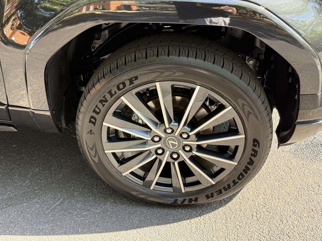 used 2025 Lexus GX 550 car, priced at $100,900