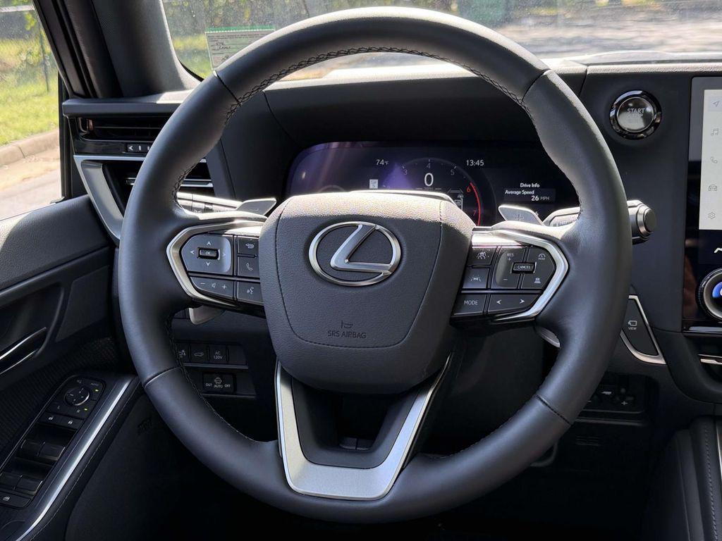 used 2025 Lexus GX 550 car, priced at $100,900