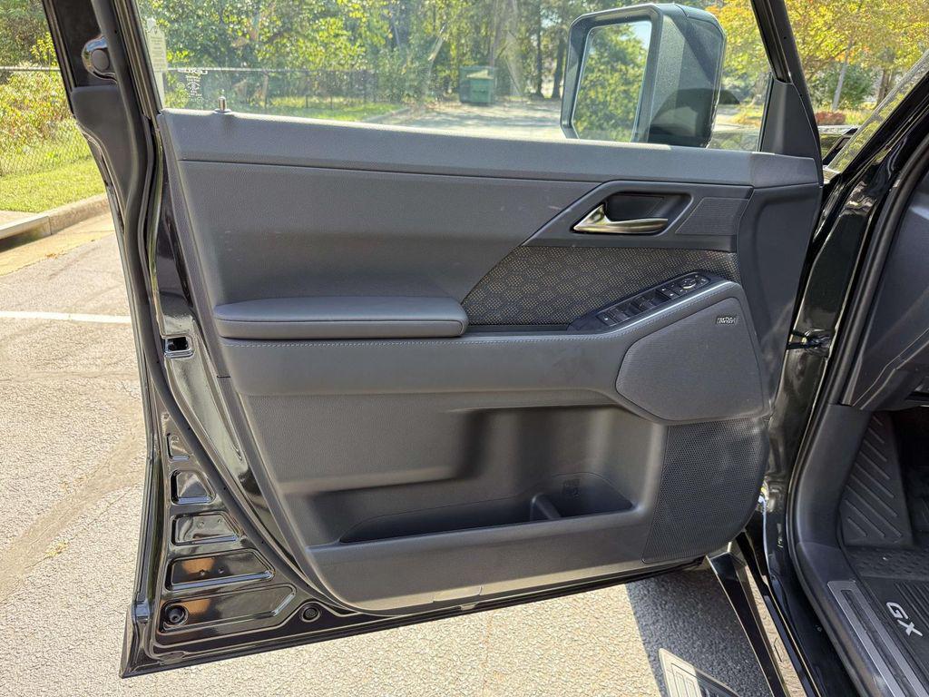 used 2025 Lexus GX 550 car, priced at $100,900