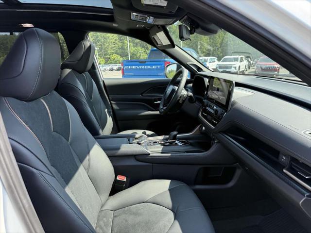 used 2025 Toyota Grand Highlander Hybrid car, priced at $64,900