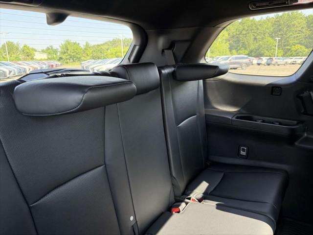 used 2025 Toyota Grand Highlander Hybrid car, priced at $64,900
