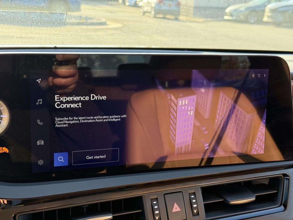 used 2024 Lexus ES 300h car, priced at $47,900