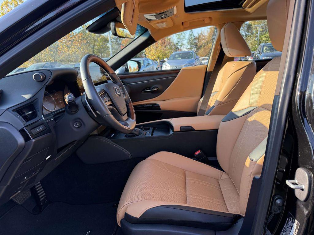 used 2024 Lexus ES 300h car, priced at $47,900