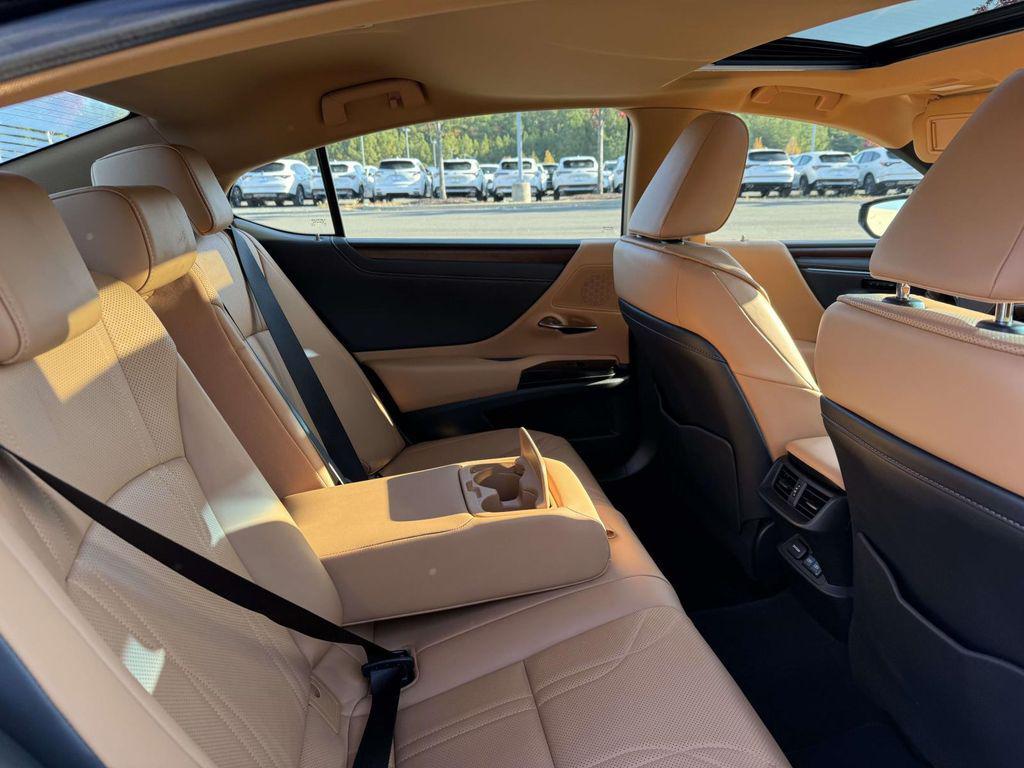 used 2024 Lexus ES 300h car, priced at $47,900