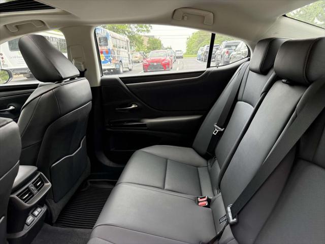 used 2022 Lexus ES 350 car, priced at $36,700