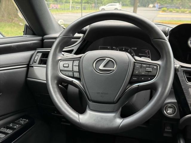 used 2022 Lexus ES 350 car, priced at $36,700