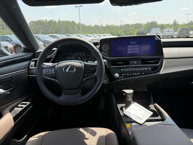 new 2025 Lexus ES 300h car, priced at $50,204