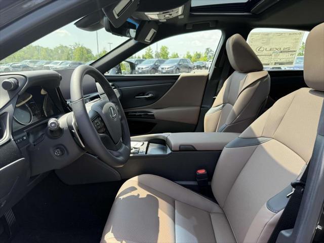 new 2025 Lexus ES 300h car, priced at $50,204