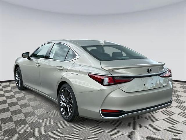 new 2025 Lexus ES 300h car, priced at $55,405
