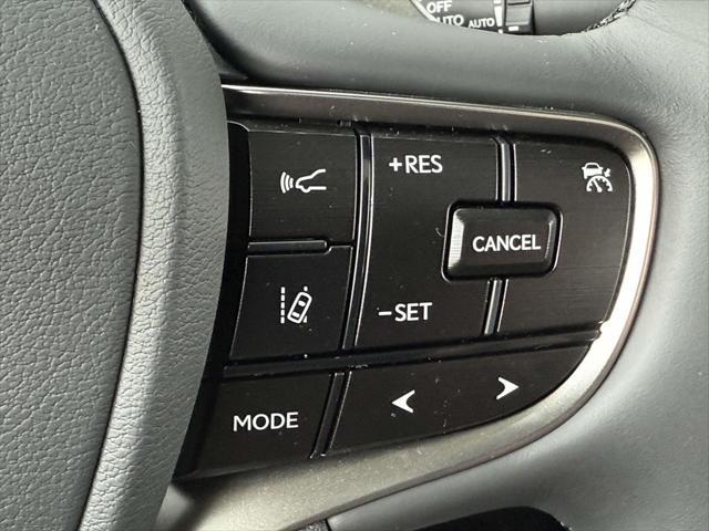new 2025 Lexus ES 300h car, priced at $55,405