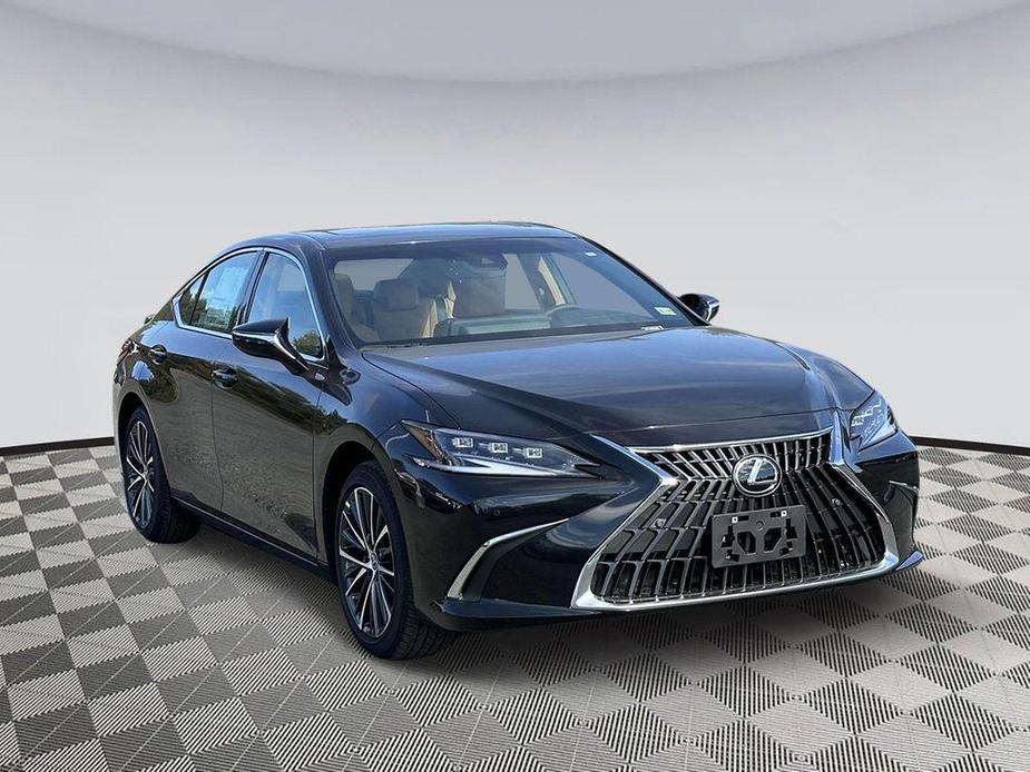 new 2025 Lexus ES 300h car