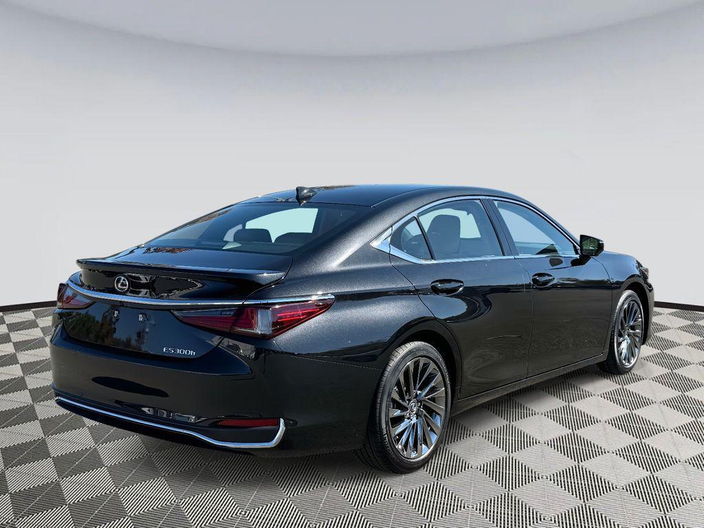 used 2025 Lexus ES 300h car, priced at $51,900