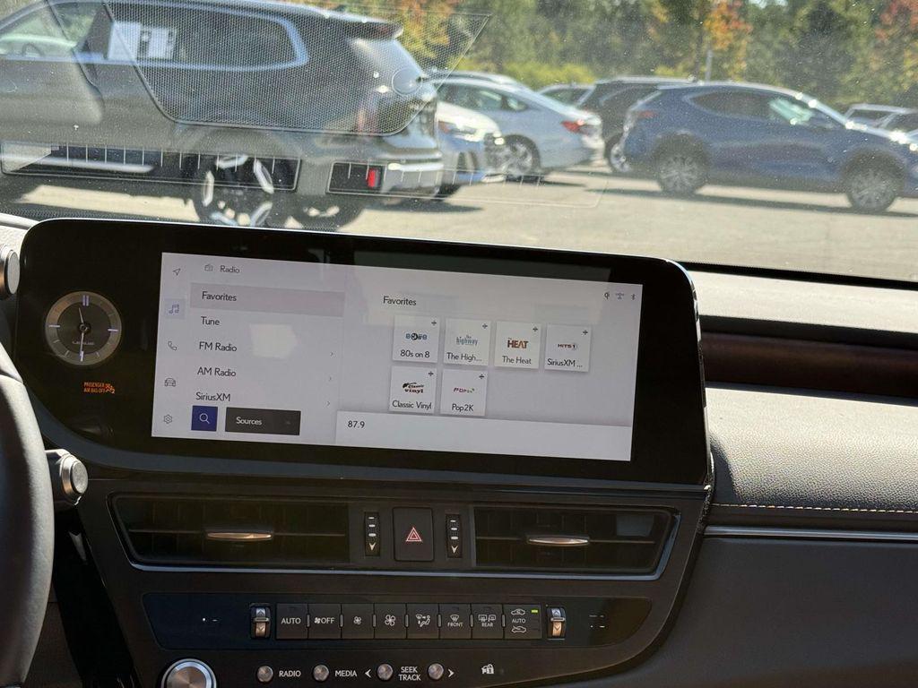 used 2025 Lexus ES 300h car, priced at $51,900