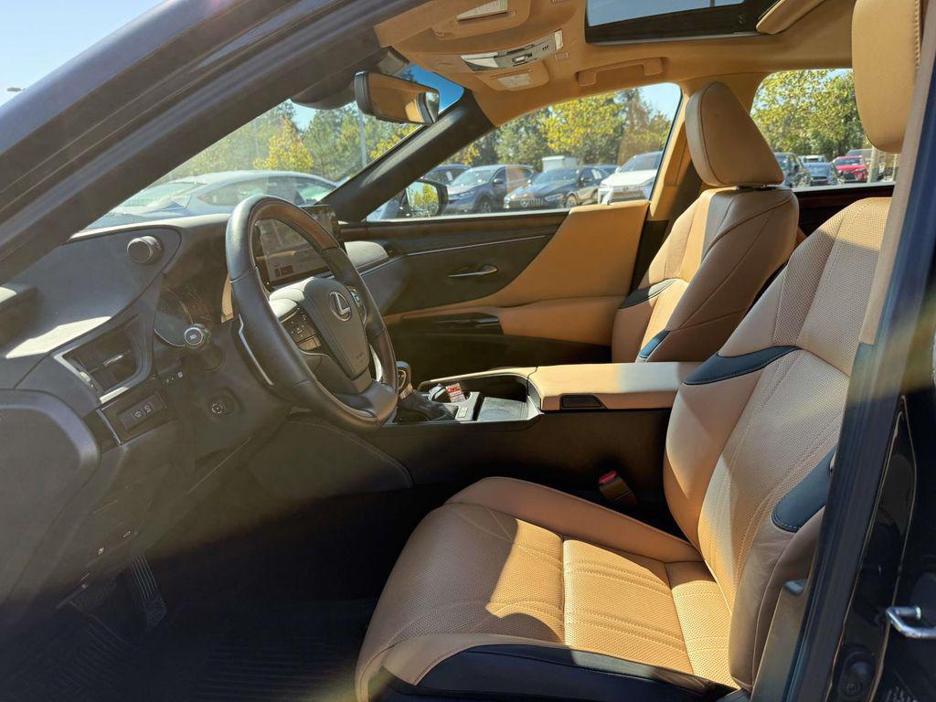 used 2025 Lexus ES 300h car, priced at $51,900
