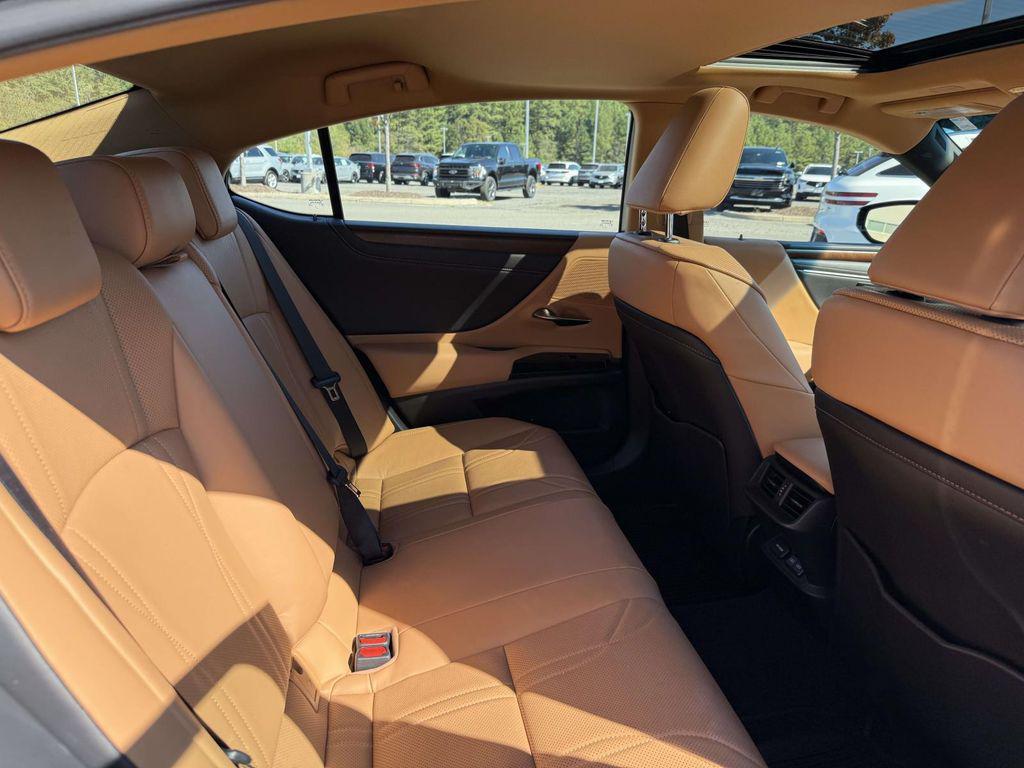 used 2025 Lexus ES 300h car, priced at $51,900