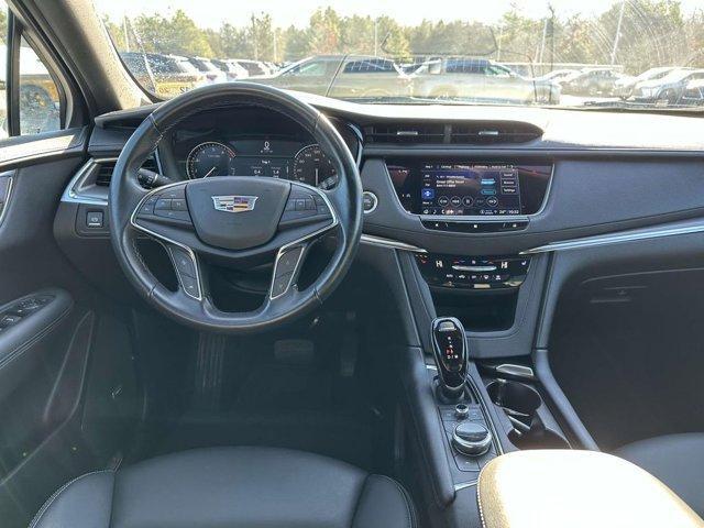 used 2021 Cadillac XT5 car, priced at $30,700