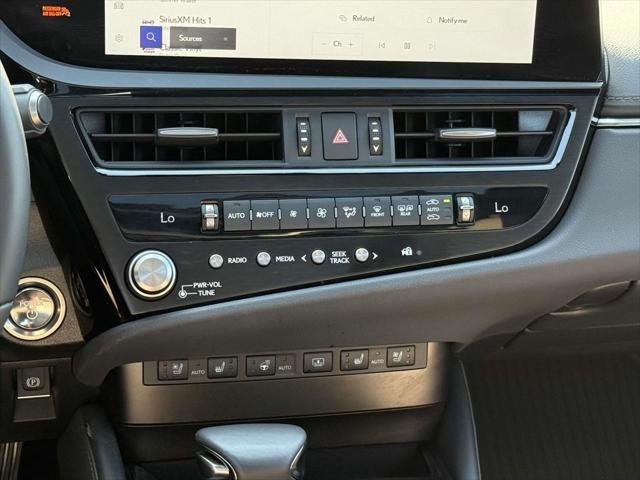 used 2025 Lexus ES 300h car, priced at $52,900