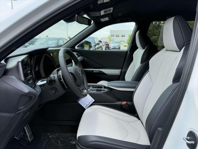 new 2025 Lexus TX 500h car, priced at $72,520