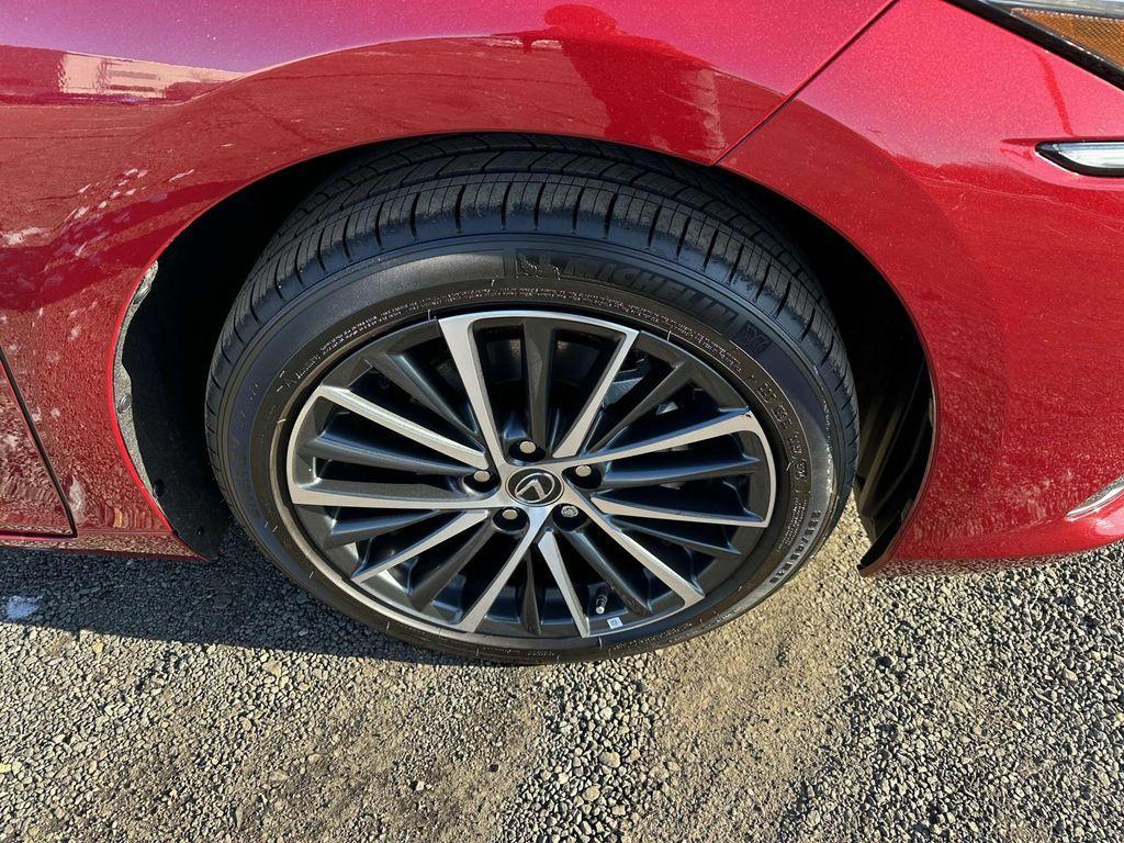 used 2025 Lexus ES 350 car, priced at $45,550