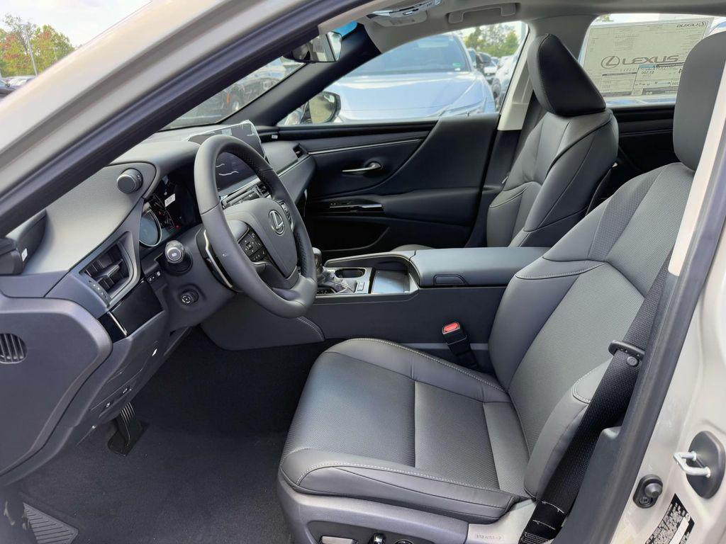used 2025 Lexus ES 300h car, priced at $49,900