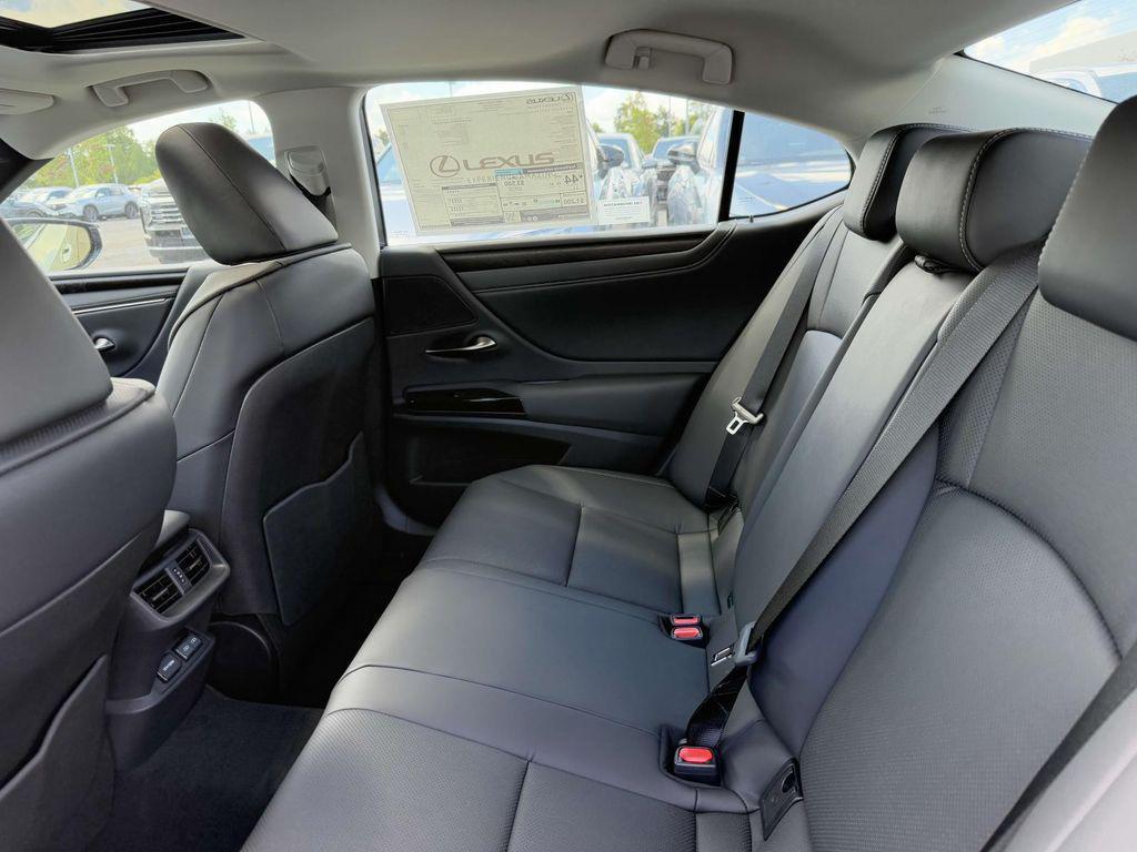 used 2025 Lexus ES 300h car, priced at $49,900