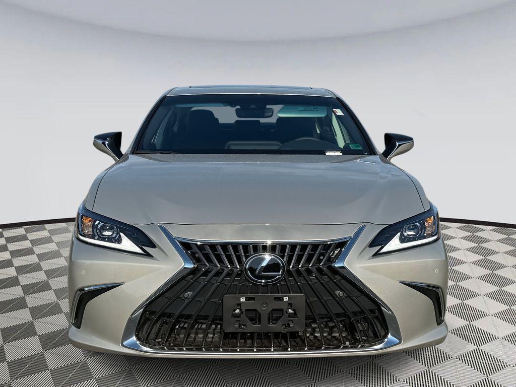 used 2025 Lexus ES 300h car, priced at $48,900