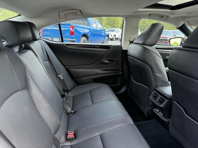 used 2021 Lexus ES 300h car, priced at $30,900