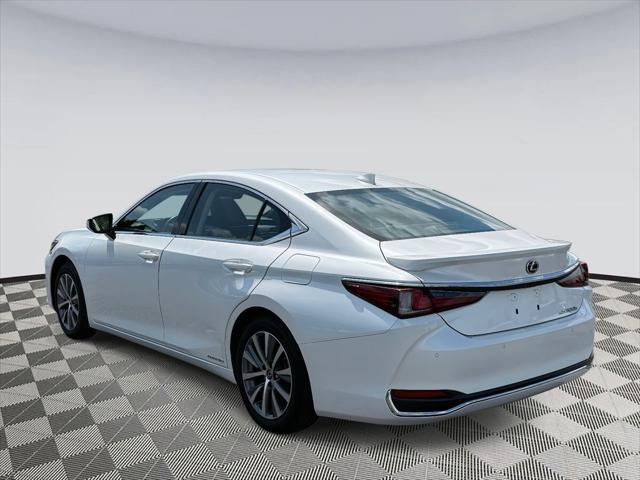 used 2021 Lexus ES 300h car, priced at $30,900