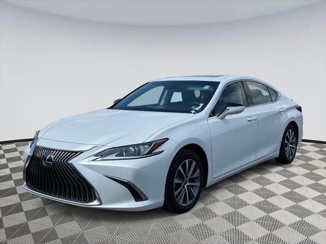 used 2021 Lexus ES 300h car, priced at $30,900