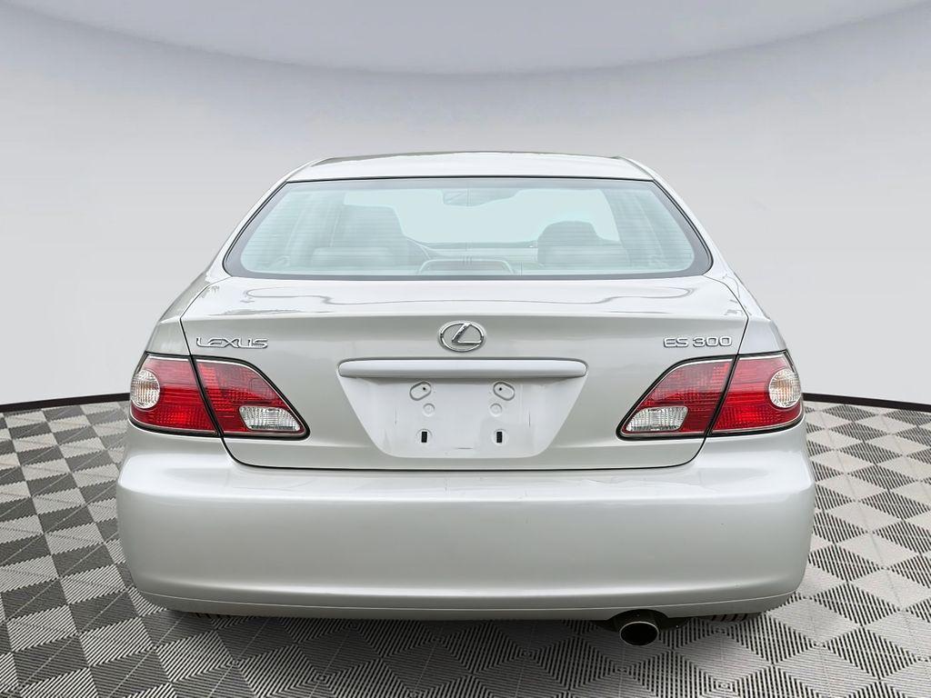 used 2002 Lexus ES 300 car, priced at $9,900