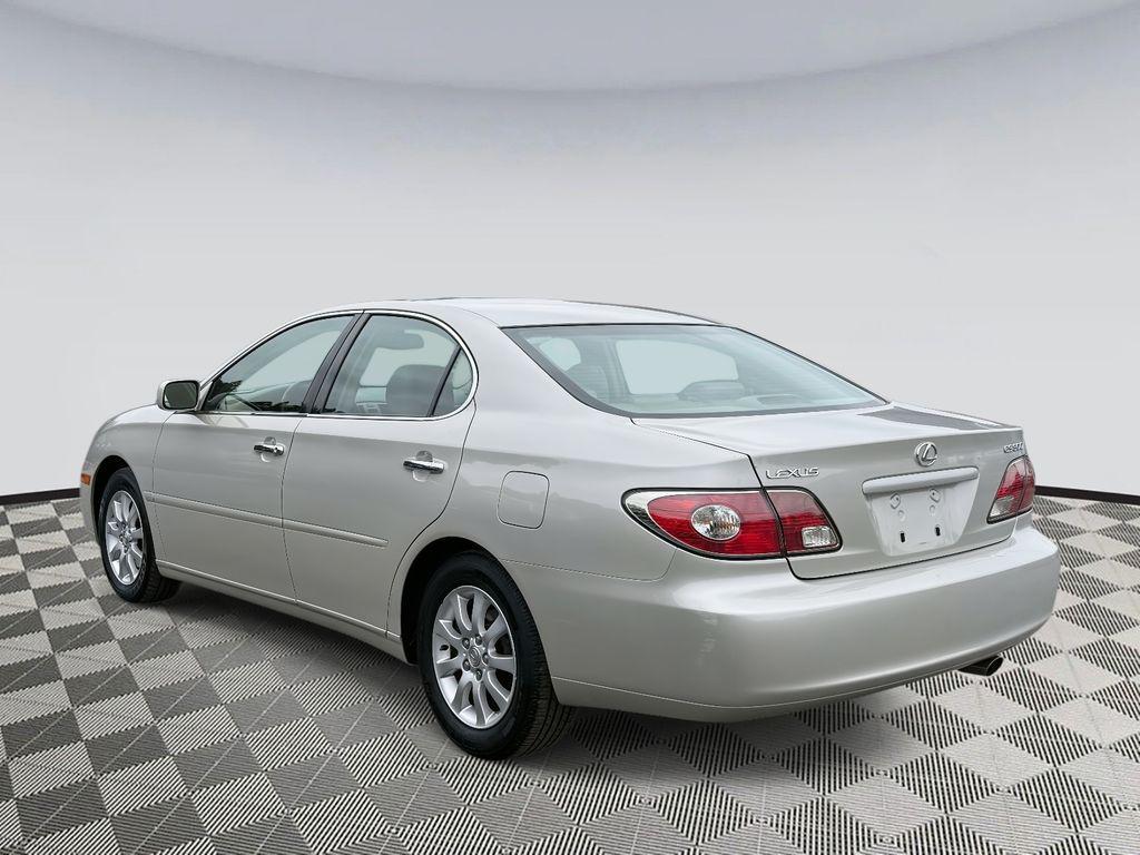 used 2002 Lexus ES 300 car, priced at $9,900