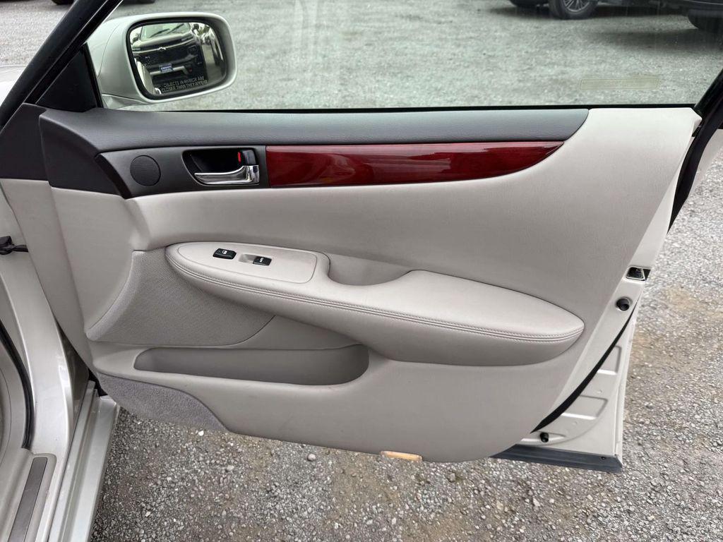 used 2002 Lexus ES 300 car, priced at $9,900